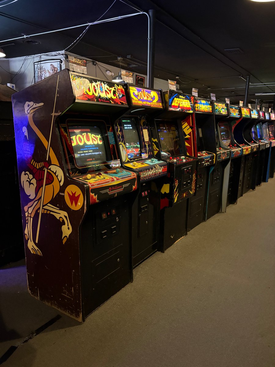 masao_ogino's tweet photo. こうやってメーカーごとに並ぶのは気持ちがいいよね。
#gallopingghostarcade https://t.co/S8DwXploPJ