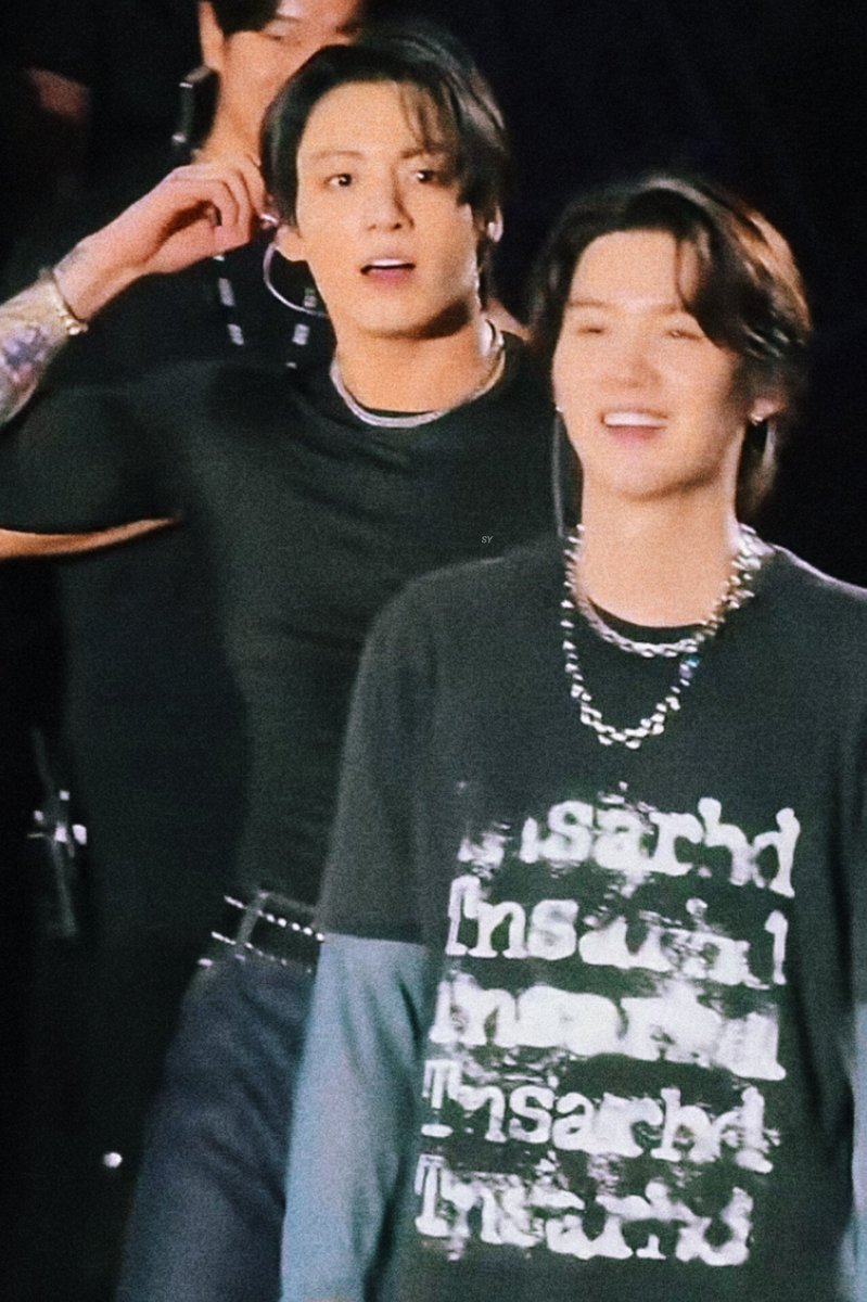 sucreyoongi's tweet photo. the most beautiful yoonkook photo sequence you'll see today. https://t.co/pVNlMfNUj6