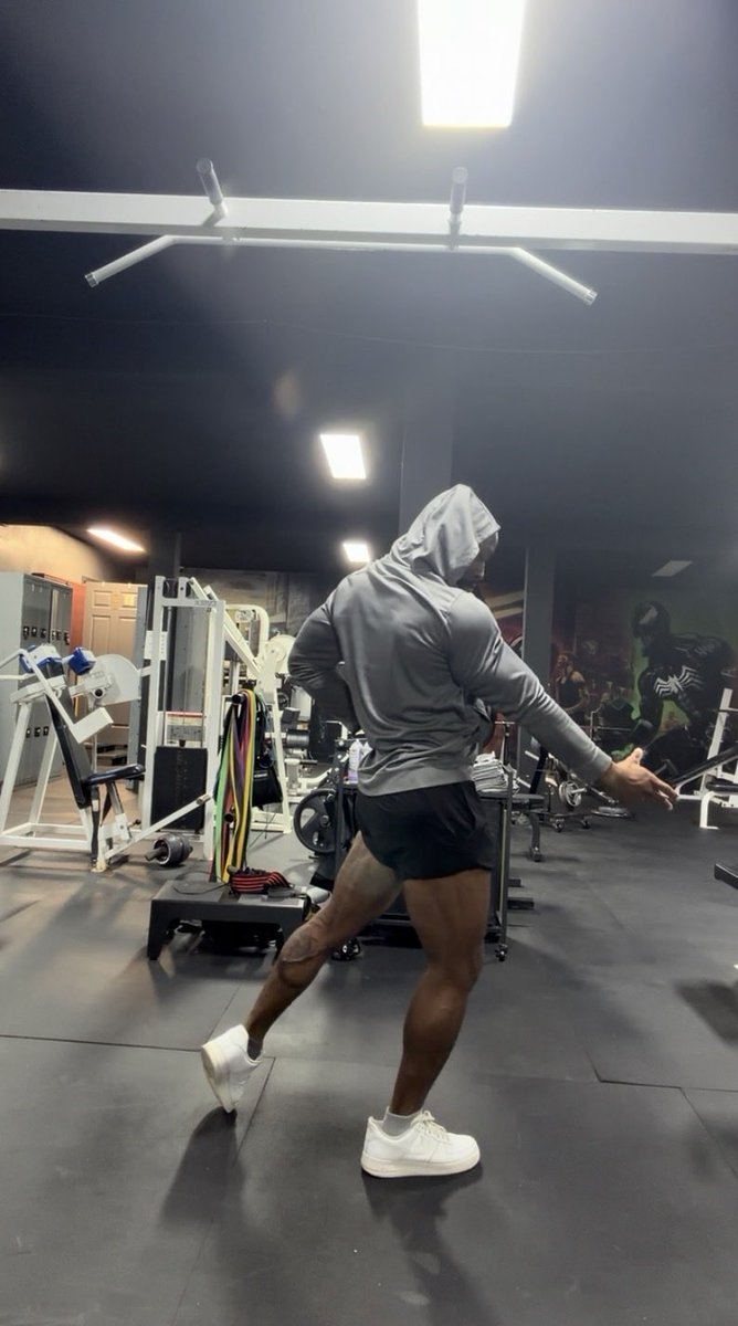 the_staticcoder's tweet photo. I Do This…….  #fitness #mensphysique #classicphysique #bodybuilding https://t.co/hvyHdX4c7C