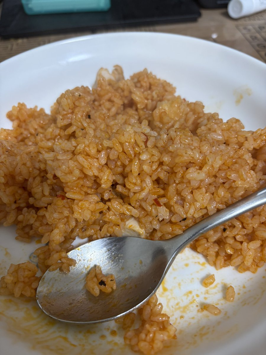 Soumen_69lo's tweet photo. スパイシーチキンライス

最近雑な米料理が好き https://t.co/AjqNVIAfSJ