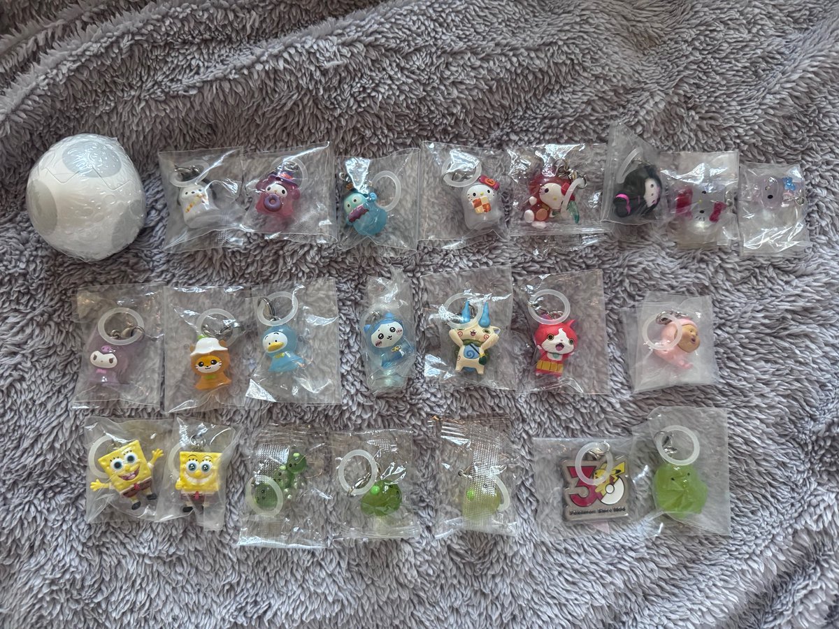 963__q's tweet photo. めじるしアクセサリー ガチャ 買取 交換 讓渡

譲 1-5枚目
求 6.7枚目or他未所持(アニメ、ディズニー、サンリオ)

郵送希望📮
お断りの場合は♡することがあります🙇🏻‍♀️ https://t.co/YGSnzqkGEN