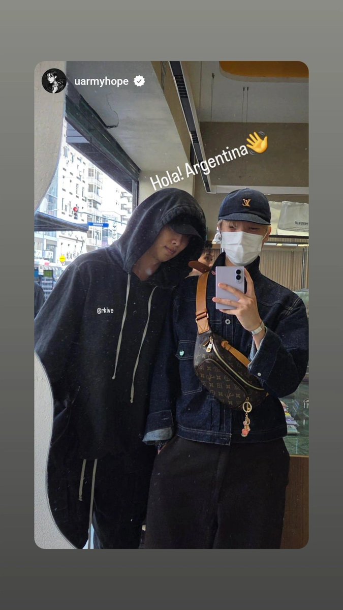 btsarmenia7's tweet photo. #jhope/#Hoseok on Instagram with #RM/#Namjoon 💜 

#JungHoseok #KimNamjoon #BTS_ARIRANG #BTS_WORLDTOUR_ARIRANG @bts_bighit @BTS_twt

🔗https://t.co/wtj6xxG0eL https://t.co/MUWoXO7RTp
