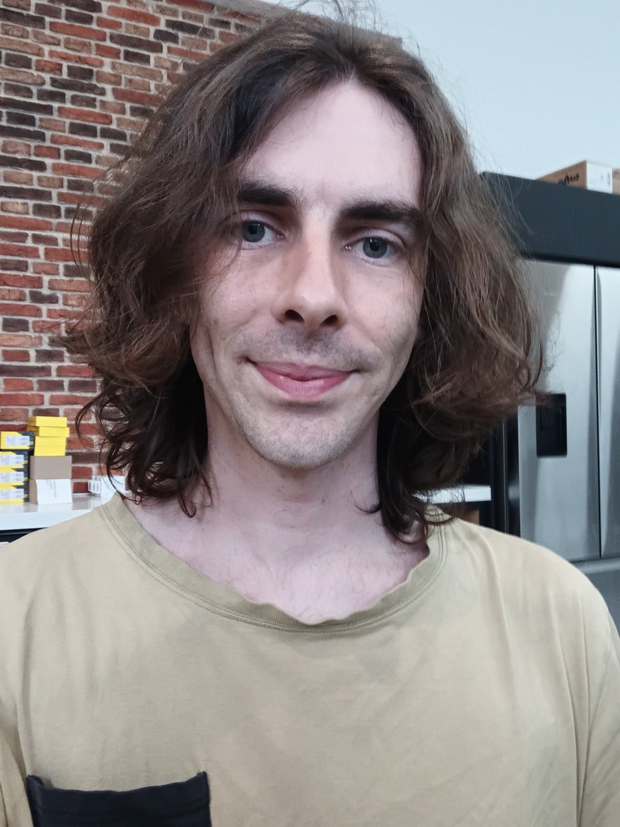 AseriOCE's tweet photo. Tbh pfp is like 10yrs old, we unc now https://t.co/nasOjORVQP