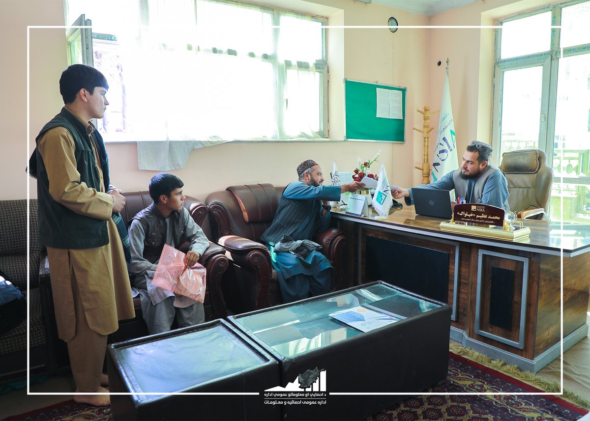 GSIAGOVAFG's tweet photo. ۱/۵ توزیع نزدیک به ۱۶ هزار تذکره الکترونیکی در مرکز خوشحال‌خان مینه از آغاز سال روان تاکنون

مرکز توزیع تذکره الکترونیکی خوشحال‌خان مینه شهر کابل، از آغاز سال ۱۴۰۵ تاکنون، ��رای ۱۵ هزار  و بیش از ۶۰۰ تن از هم‌وطنان، تذکره الکترونیکی توزیع کرده است https://t.co/VwzoqiFajG