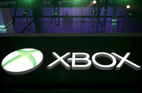 CashifyTechByte's tweet photo. Some fresh leaks around #Xbox. 
The #XBOX25th anniversary event might bring some big updates on future launches!

Reports say the new Xbox console might not be released in 2027 and will come out in 2028, with a price of $1800 = Rs 1.7 lakh!

#News #Cashify #XboxInsiders #XboxOn https://t.co/9nir7hqawR