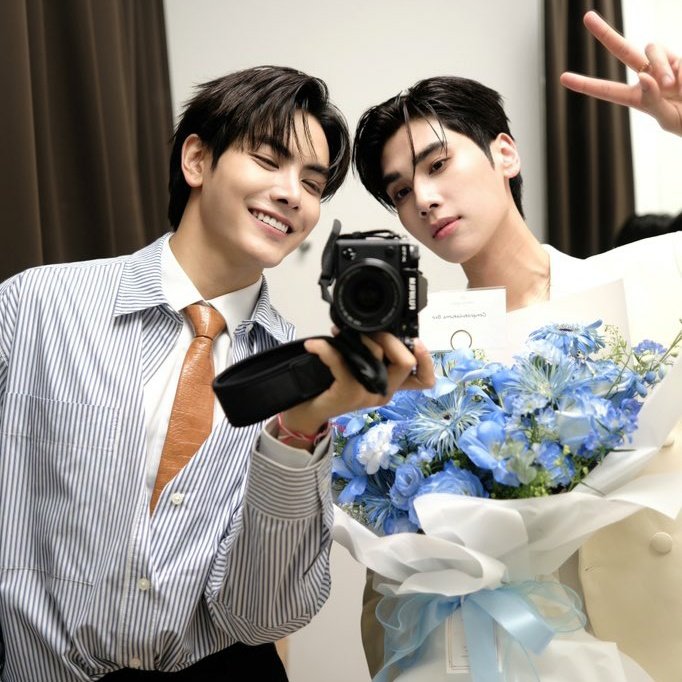 PoojaSunri99283's tweet photo. JoongDunk✿India🇮🇳🌻⭐✨

This is my favourite photo 
So I hope that JoongDunk forever together 🫂 🥺 

#ForeverWithJoongDunk https://t.co/bnG8ucZ8cf
