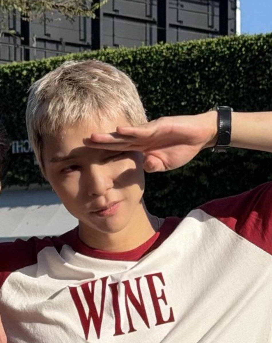 krisnkai's tweet photo. 🫯🥺😽 https://t.co/JpDl59eaPE
