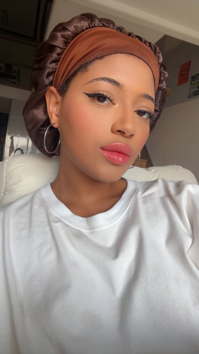 EmpressAmirahhh's tweet photo. I’m obsessed with me.
You’re obsessed with me. https://t.co/zyJ0w3bPqA