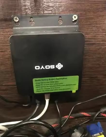 MiniPC_Club's tweet photo. Is the SOYO Y5 the cheapest mini PC of 2026? We’ve taken an in-depth look 🔍

- Intel Core i3-4030U (2 cores / 4 threads)
- 8 GB DDR3 RAM
- 128 GB M.2 SSD
- 4K at 60 fps via HDMI
- WiFi 5, Bluetooth 4.2, Gigabit Ethernet, and USB-C
- VESA mount included

👉 Review:
🔗 https://t.co/Ruogy7E2b1