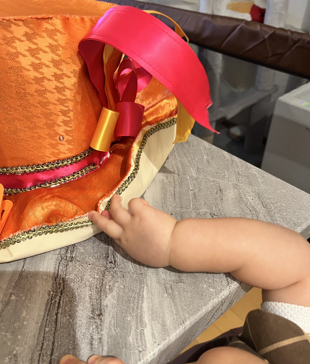 hojoooou's tweet photo. 🎁👒 https://t.co/fjTa4Fj2kz