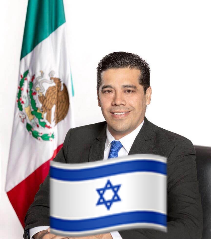 Saceci's tweet photo. AGUASCALIENTES

El presidente municipal, Leo Montañez dio la bienvenida a autoridades y especialistas de la Embajada de Israel y la Misión Comercial de Israel en México, quienes intercambiaron en Aguascalientes experiencias exitosas en materia hídrica, para elevar la eficiencia de este importante servicio en beneficio de la ciudadanía.