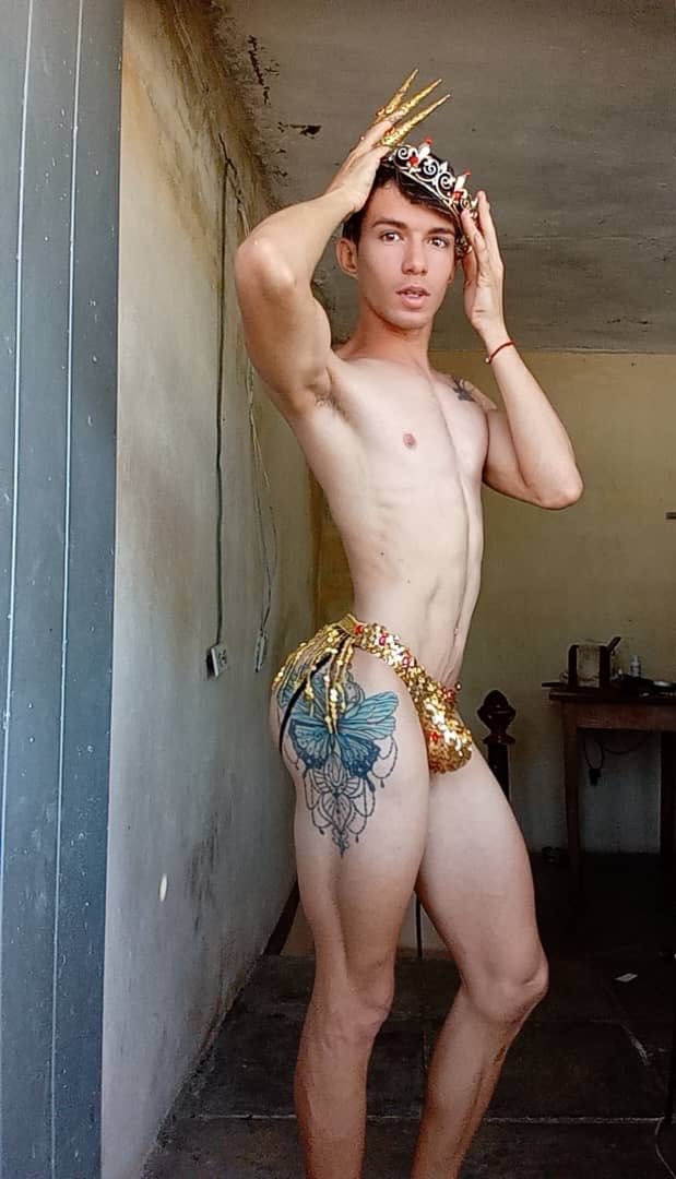 AnibalPasivo's tweet photo. Combo de mis fotitos favoritas 🥰 Las conté y tengo más de cien nudes 🙊🦋 https://t.co/ju7zl0Z4N8