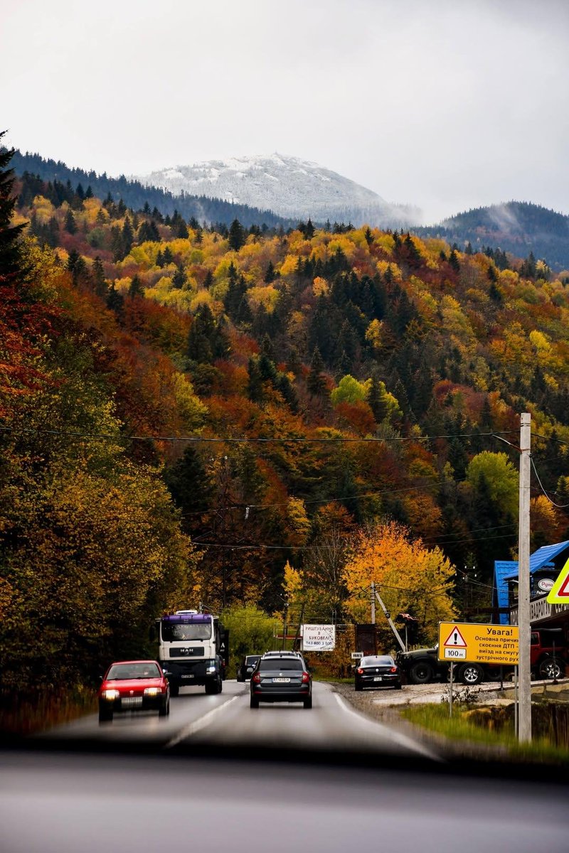earthserenityy's tweet photo. Autumn in Ukraine https://t.co/N5GnduXYVY