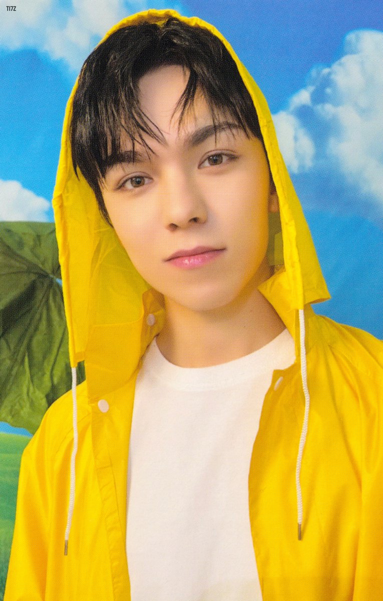 team17zip's tweet photo. [SCAN] SEVENTEENTH HEAVEN

— VERNON | PHOTOCARD
CARAT VER.

#VERNON #버논 #SEVENTEEN #세븐틴 https://t.co/8fwvQuuhZ7