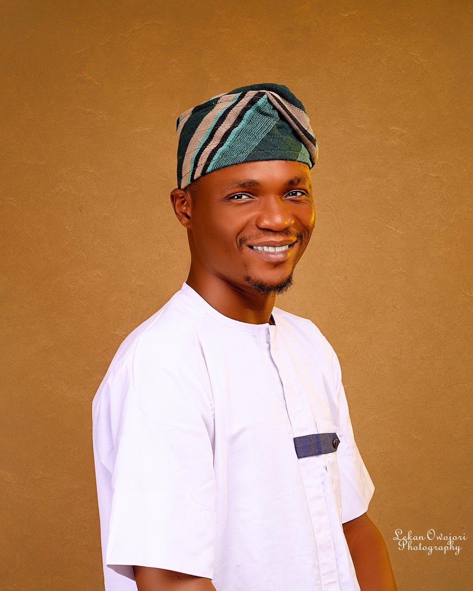 dailyplug_ng's tweet photo. @yorubachic #FilaYoruba https://t.co/tYeJ0WiYGB