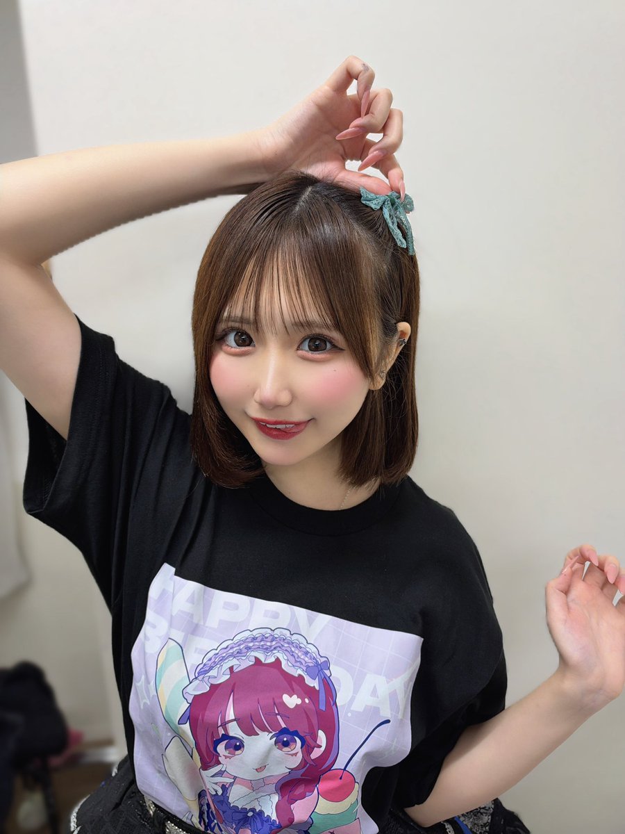 ryota_0811's tweet photo. 今日の休憩時間毎回これ見てる👀💙
可愛すぎる😍💙

りんごゆめちゃんまた見れるかな🍎💙

可愛いよ〜💙💙

 #白川ゆめか https://t.co/KU3VqTRtWZ