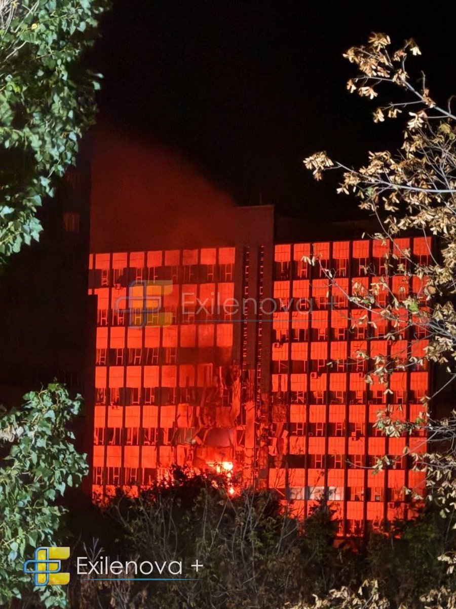 front_ukrainian's tweet photo. ❗️Defense Forces struck the building of the former Ukrtelecom in occupied Luhansk, which houses Lugacom, the Center for Telecommunications Services, and the Center for Information Technologies and Technical Support. Lugacom provides mobile communications, internet access, and data transmission services in the occupied Luhansk region. The day before, a similar strike was carried out in occupied Donetsk on a building linked to dozens of organizations, including telecom operators and internet providers. Dozens of explosions were heard in Luhansk.