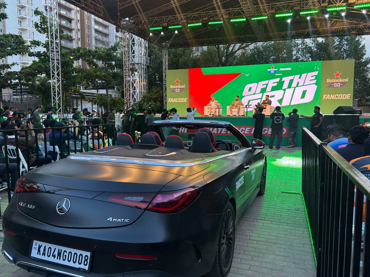 Trendulkar's tweet photo. Imagine casually meeting a two-time F1 world champion in Bengaluru. Mika Häkkinen sharing stories from his racing days, a room full of F1 fans and everyone geeking out over the same sport. Mika talked Senna, Schumacher, V8s, V12s, today’s grid + even teased an Indian GP. Pretty cool of Heineken 0.0 to make this happen.