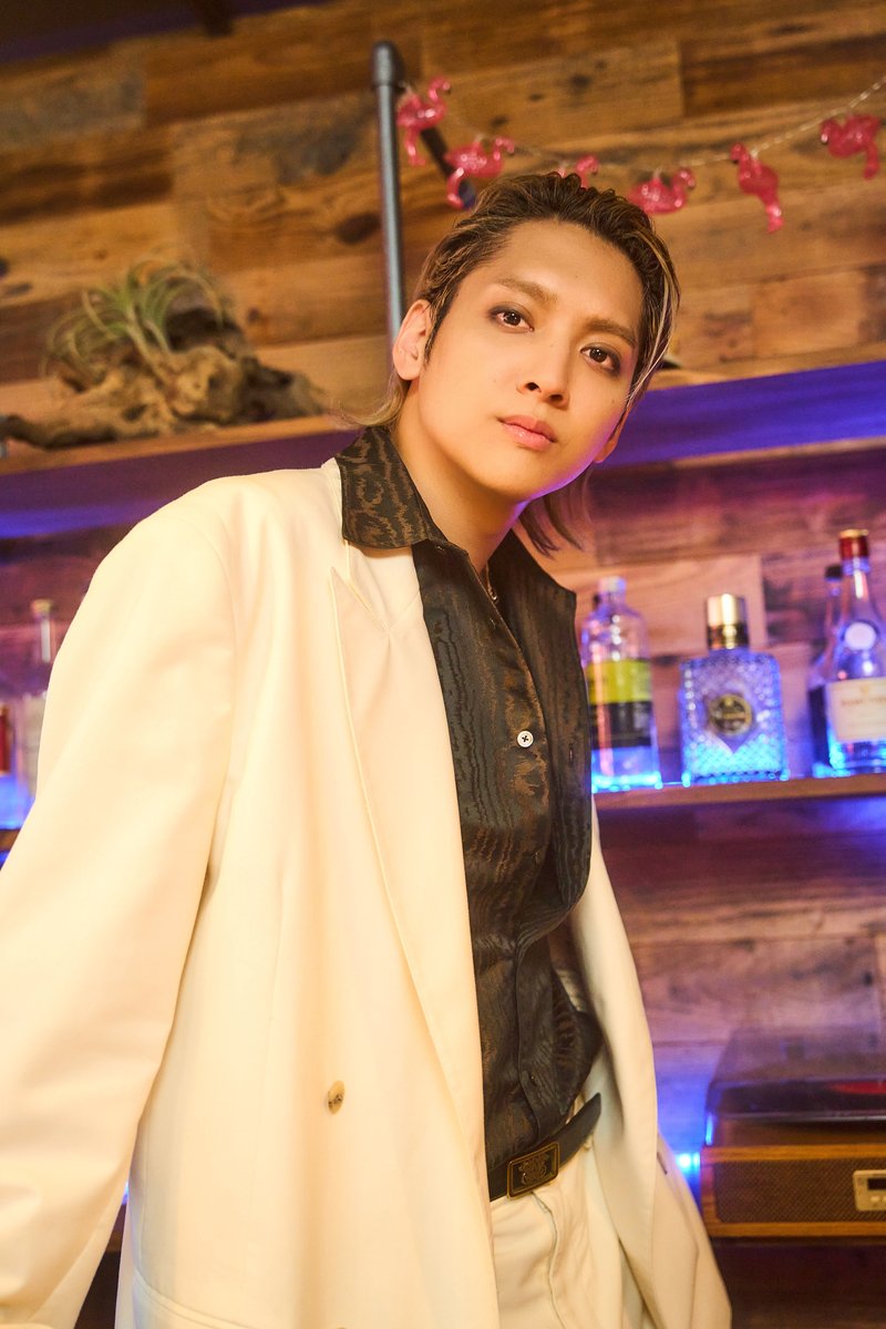 ma55iveofficial's tweet photo. MA55IVE THE RAMPAGE
3rd Album『DEPARTURE』

#鈴木昂秀 @TAKAHIDE_rmpg_ 

┈┈┈
🎧https://t.co/wKY5CfSnaN
🎥https://t.co/NESuOZ1s3G
💿https://t.co/GwHWD8T3sH
┈┈┈

#MA55IVE #THERAMPAGE
#DEPARTURE https://t.co/VK5jvffNY4