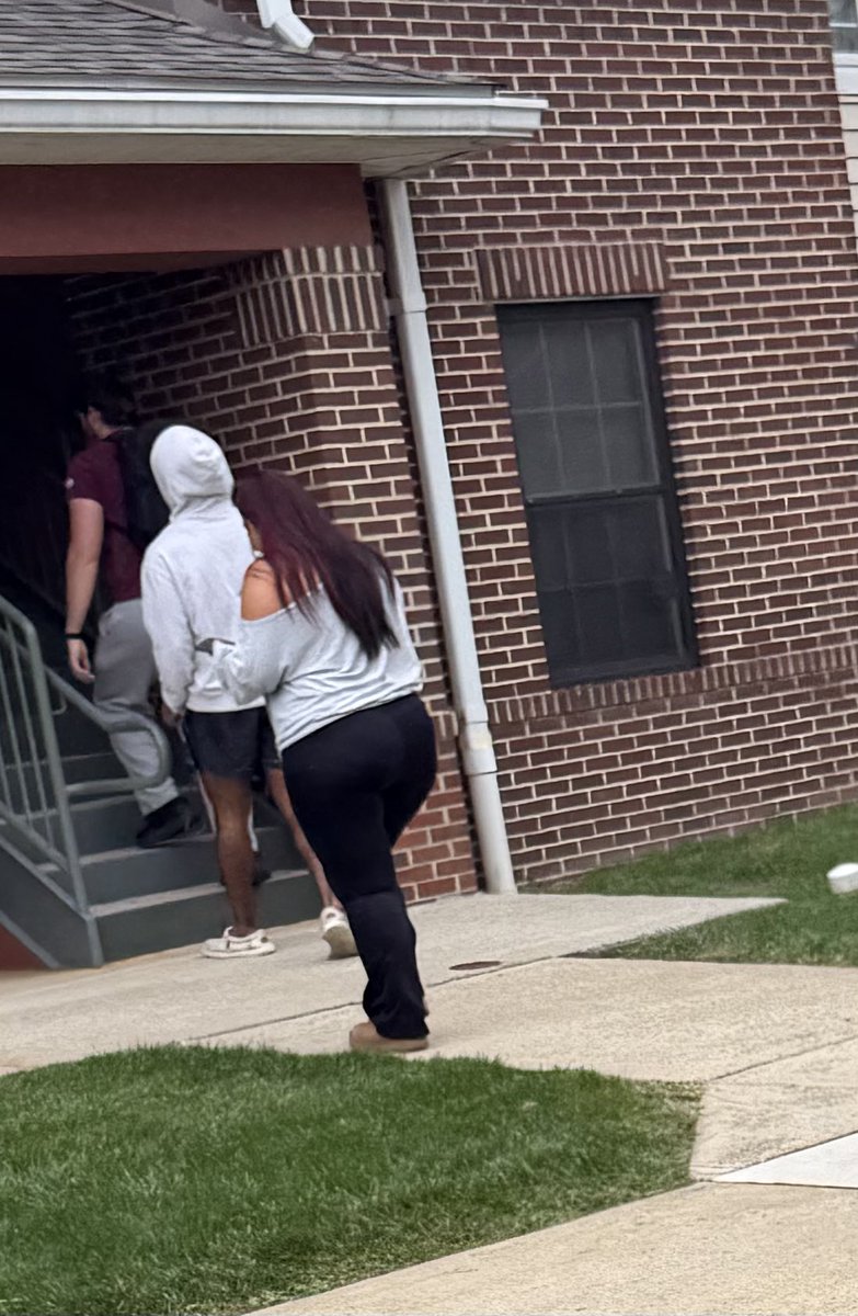 CampusCandids3's tweet photo. Thick and chubby Latina caught outside again

#candid #candids #CandidPhotography #creepshot #campus #latina #bigbooty #teenageee #fatass #jiggle #thick #candidhs #jiggleass #chubby #chubbygirls #torta #Tortapounder #fatassteen https://t.co/rlMNdGWus4