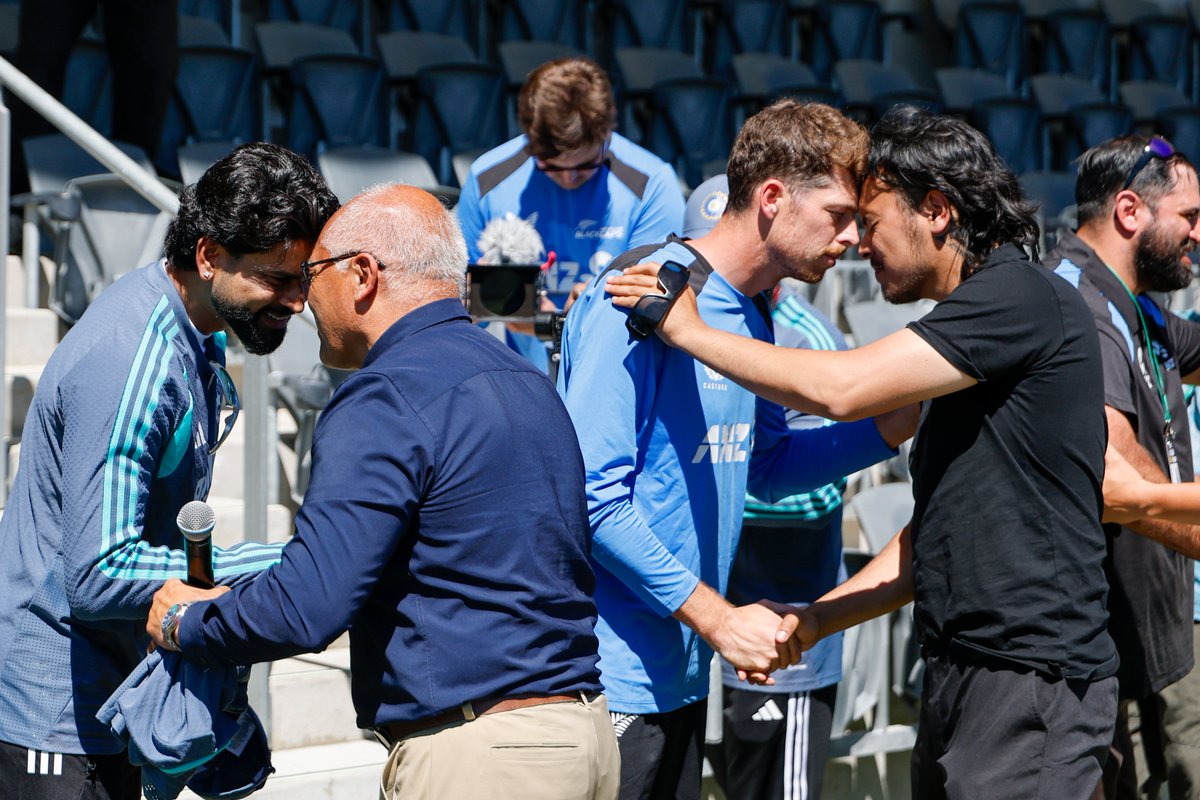 BCCI's tweet photo. A beautiful Māori welcome to kick off the tour 🤝

The #NZvIND series starts tomorrow 🏆

#TeamIndia https://t.co/dxI3XOp9Yr