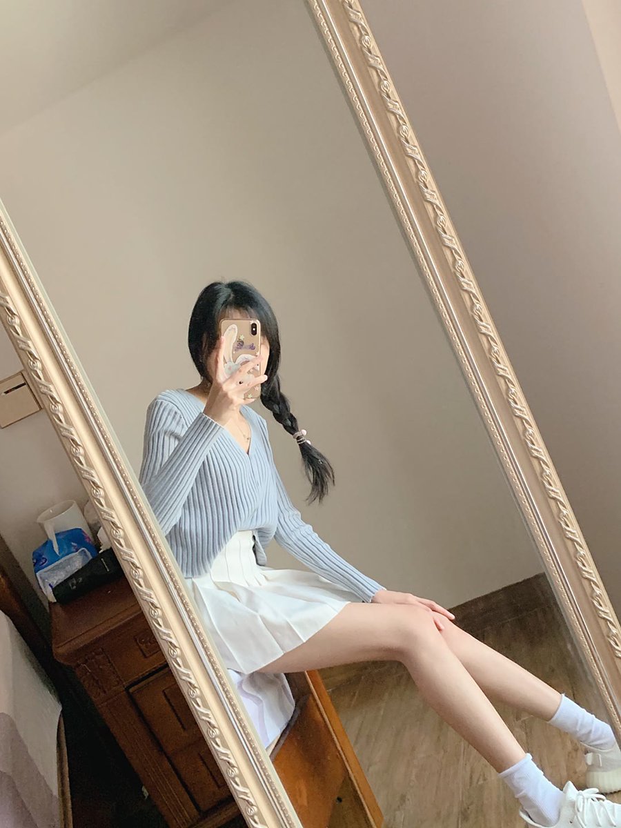 InkVisualc62v's tweet photo. 黑龙江哈尔滨固搭有没有呀，为什么这么难约呢，口嗨哥就不要来了，无🚪，只是找长期搭子  ##黑龙江 #哈尔滨 #女大 #搭子 🌼 🥰 💐 💛 https://t.co/dwZOu8a0i9