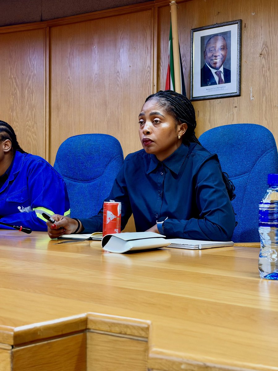 tlangimich's tweet photo. This morning we are in the Bronkhorstspruit Chamber meeting with our community leadership, and Pastors lead by Ndabezitha Mkhambi Mahlangu to give an update on the city’s response and ongoing remedial plans on the water and health challenges 🇿🇦❤️🙏🏾 https://t.co/w9Ppf4CLpz