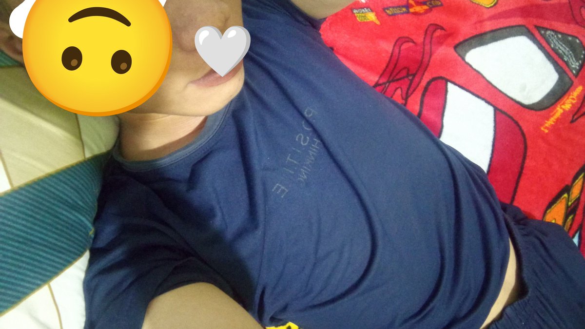 dhilimoettt's tweet photo. cape. https://t.co/lKmKggePSA
