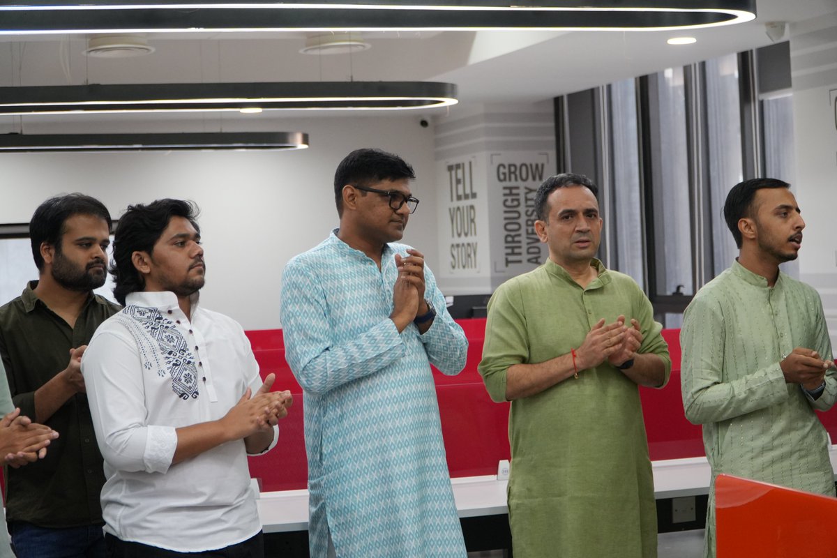 MarutiTech's tweet photo. The nine days at Maruti Techlabs were full of color, smiles, and festive cheer!🌈

Here’s a look back at the beautiful moments that made our festive week so special!❤️

#navratricelebrations #festivevibes #workplacecelebrations https://t.co/bOoTGMq3Q3
