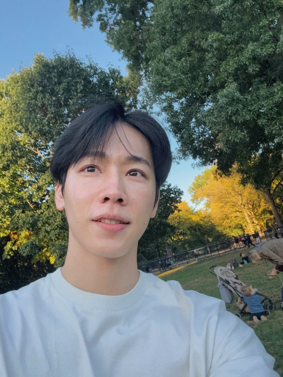 TheoryofYinWar's tweet photo. IG warwanarat 

🌳🌱🐿️🌿ツ

#หยิ่นวอร์ #warwanarat @warwanarat https://t.co/XM9P87pMVW