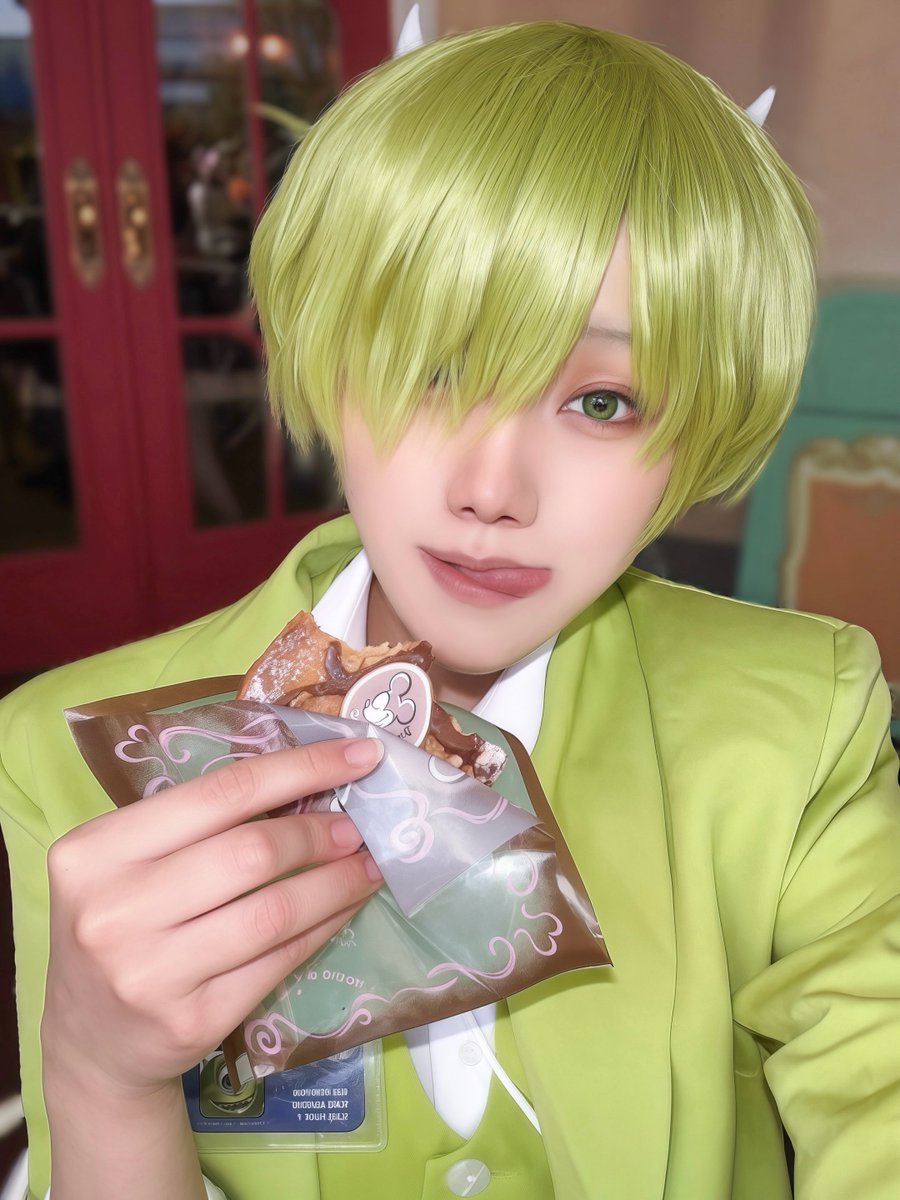 kntk07300's tweet photo. M社同僚会！！

ずっとやりたかった3人組念願叶えてもらった！！💚🩵💜
 #Dハロ仮装2026  #Dハロ仮装 https://t.co/CAyQGIVOx4