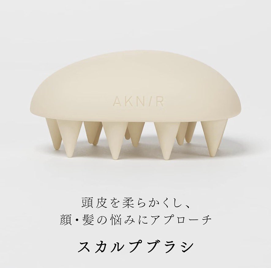 zzz_nemui_zzz0's tweet photo. 次男3歳、こいつを"飼う"と言って聞かないので一旦好きにさせてます... https://t.co/nm8VWt6stY