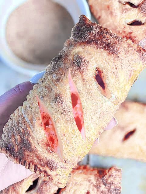 Poopp96o's tweet photo. Apple pie #ochietwt https://t.co/xzR5uNGq9Y
