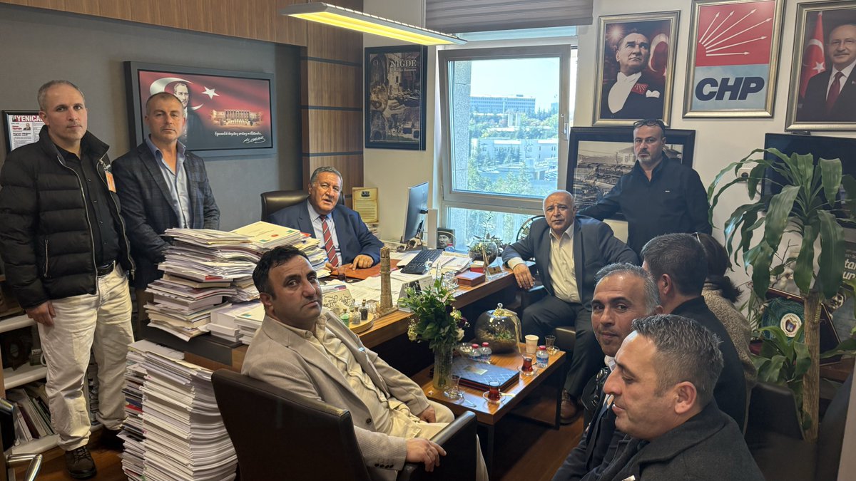 fethigurer's tweet photo. Çırak ve Staj Mağdurları haklı mücadelesinde yanlarında olduk ve olmaya devam edeceğiz.
Mutlaka iş yerine adım attıkları an emekliliğe esas sigorta başlamalıdır.
TBMM’de staj ve çırak mağdurlarımızla bir arada olduk.
@SRTELARZ
@antalyastjcrk
@CirakStajFED
@ANKSTAJCIRAK
@KOCAELi_SCSM
@Abdulla71076631
@stajcirak3434
@bursastajder
@CenkCenkvarol
@KONYA_SCSM