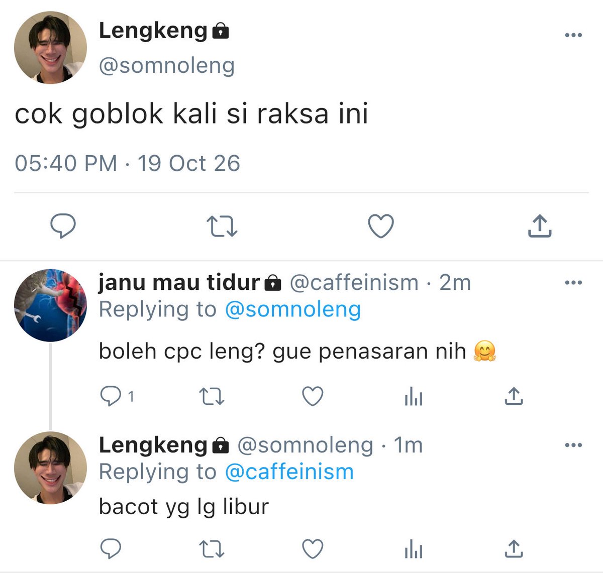 lertkosuemn's tweet photo. 12. Di sisi lain, ada yang lagi kemusuhan

Posisinya Lengka lagi jaga sendirian, dan kenalin si pengganggu Lengka: 
Raksa Dwi Jagatri—Residen Ortopedi 🦴 https://t.co/kvNSG8Muaz