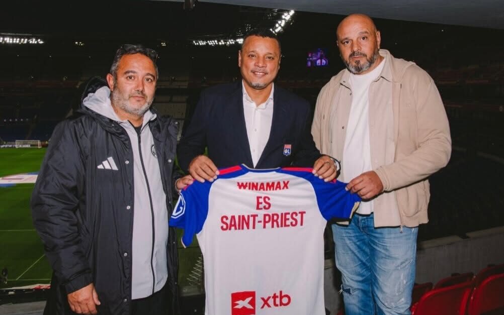 OL__Plus's tweet photo. L'#OL et l'ES Saint-Priest sont désormais #partenaires
(O&amp;L : https://t.co/higxkKczsi) https://t.co/iQMf4mHtLl