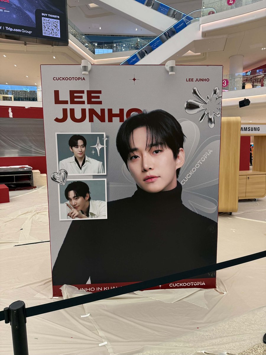 LeeJunhoMY's tweet photo. The CUCKOOTOPIA Pop-Up at Pavilion Bukit Jalil is getting ready to welcome our star Lee Junho 🐧🌻💛✨

Junho oppa 🫶🏻 Malaysia is waiting for you 🥹🇲🇾

𝐂𝐔𝐂𝐊𝐎𝐎𝐓𝐎𝐏𝐈𝐀 𝐏𝐎𝐏-𝐔𝐏
📅 22–25 October 2026
⏰ 10AM-10PM
📍 Pavilion Bukit Jalil, Centre Court, Level 2

#LEEJUNHO #이준호 #李俊昊
#CUCKOO12thAnniversary
#CUCKOOTOPIA2026
#SAMASAMAHealthier