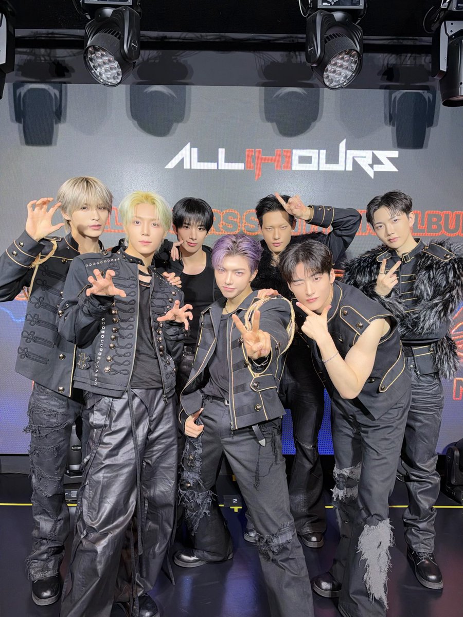 ALL_H_OURS's tweet photo. [🐾]
261021 TOKYO PROMOTION EVENT

風はビュービュー〜🌬️ ミニッツたちに会えて、気持ちはほっこりぽかぽか😚
今日もALL(H)OURSと楽しく過ごせましたか？🫶🏻
風に気をつけて帰って、今夜は暖かくして過ごしてね！💙

#ALL_H_OURS #올아워즈
#UNBOUND #HOP #DANGDANG https://t.co/LQW8kROXo3