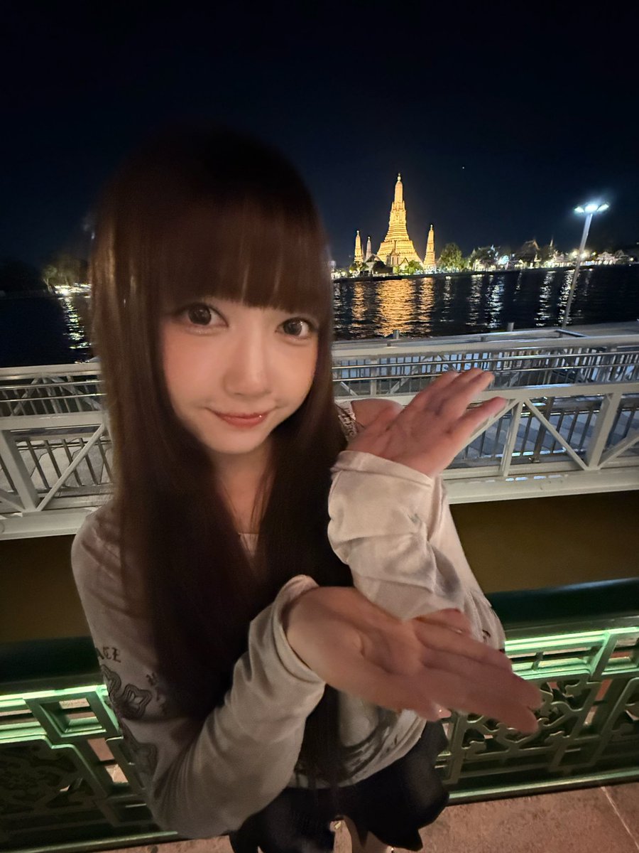 OBD_offcl's tweet photo. [#아치라야]
Achiraya in Bangkok~✨🌙💖

#OURBIRTHDAY #아워벌스데이 #OBD
#ACHIRAYA https://t.co/s9Q05JrEbb