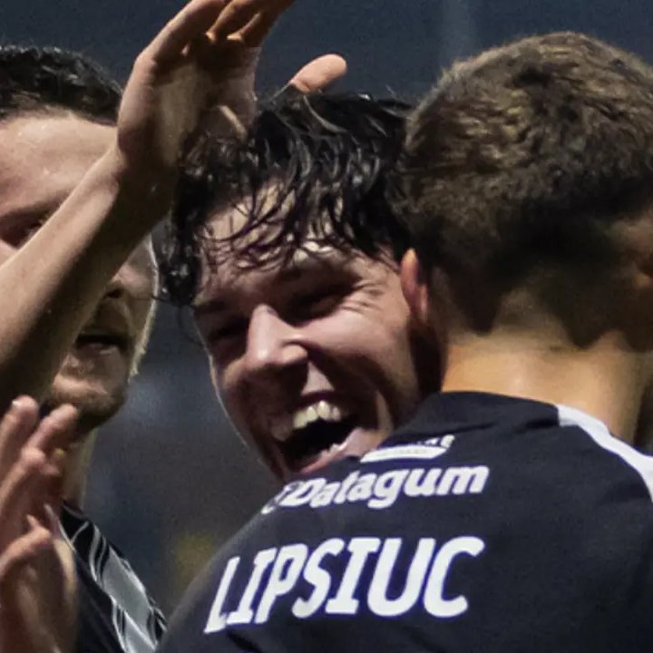 NUFCBlogcouk's tweet photo. 👏 Rory Finneran at it again last night ⚫️⚪️

A superb assist in #NCFC's 2-0 win over #SWFC, just weeks after a stunning strike at Oxford and inspiring Ireland's U21s to a win over England.

#NUFC https://t.co/mmYUiSzQwK