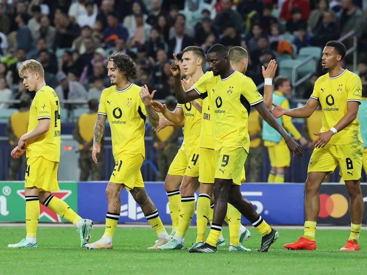 MiguelMartinho7's tweet photo. Sabah 1-2 Borussia Dortmund.
Resultado curto, não é?
#UCL #SFKBVB https://t.co/XwwlvGMQ9R