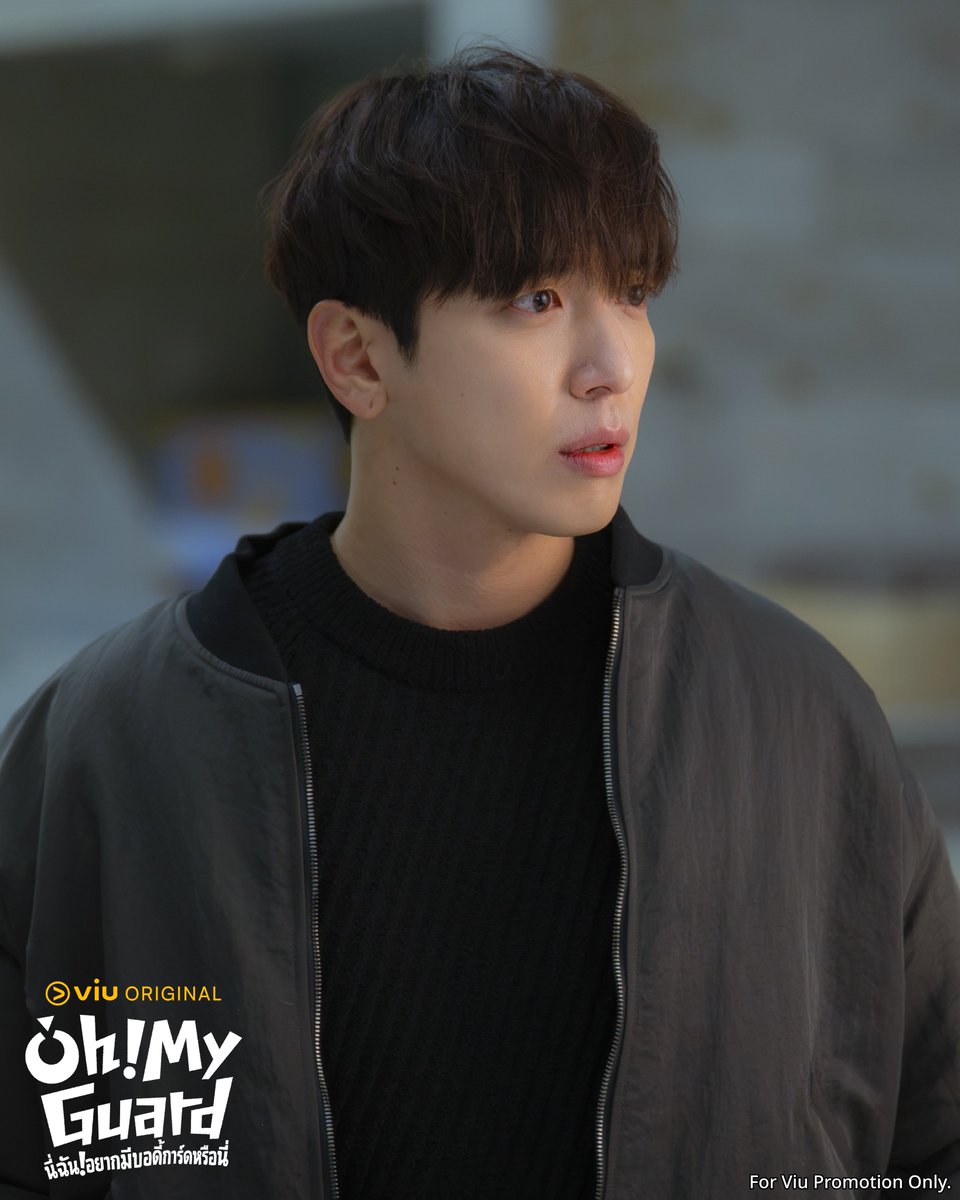Viu_TH's tweet photo. จากติ่งพระเอก สู่บอดี้การ์ดของพระเอก 

#OhMyGuard #นี่ฉันอยากมีบอดี้การ์ดหรือนี่

พบกับ #จองยงฮวา #CNBLUE &amp; #ฮงซึงฮี ในซีรีส์ #ViuOriginal เรื่องใหม่
📌 เริ่มตอนแรก 24 ตุลาคมนี้ ดูได้ที่ Viu ที่เดียว

#Viuอ่านว่าวิว #ViuดูฟรีบนTV #ซีรีส์เกาหลีที่Viu https://t.co/1GqcyVjraj