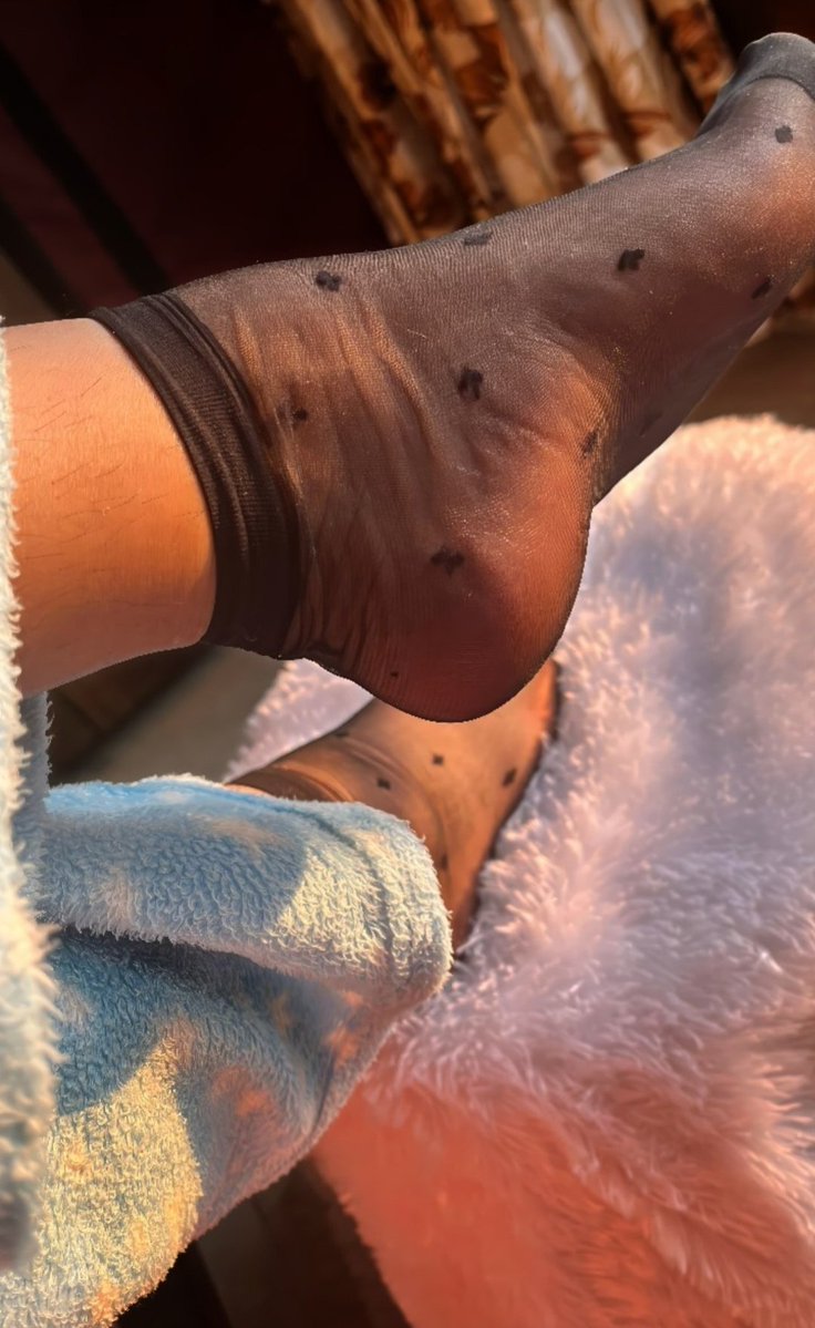 GoddessDeep's tweet photo. I know you are already waiting for this view Losers, beneath them, worship them, fuckin losers keep your eyes down , bow down &amp; obey me as I say 👿👠 https://t.co/bdxiMDhjfy