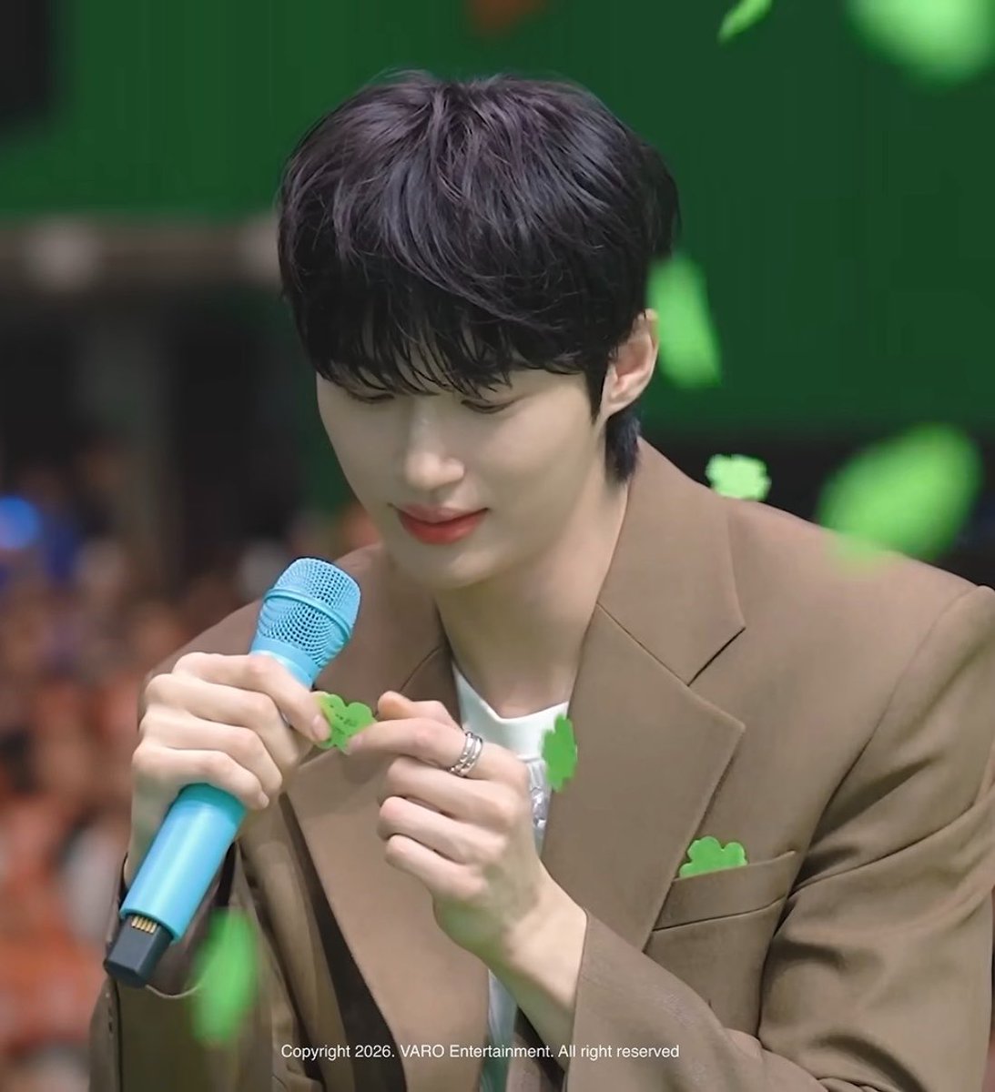 ws_folder's tweet photo. 컨페티가 사랑하는 우석☺️
온 우주가 귀여움을 돕는 남자🩷⭐️🍀 https://t.co/5fBzDiJXJn