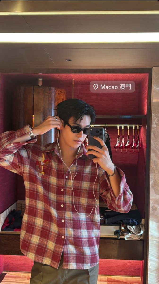 daisyforja's tweet photo. 𔓘

hello handsome boy! 🥹
why are so cool today ❤️‍🔥❤️‍🔥

— #REMMacau #CityOfDreamsMacau
#ShakeYouAwake #JaPhachara #จาพชร﹚. https://t.co/fXOGttmxRY