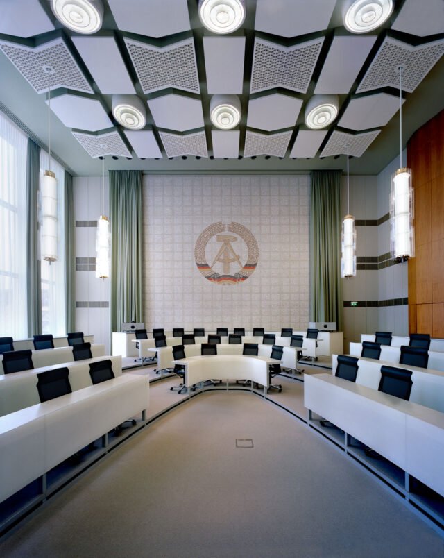 GDRvisuals's tweet photo. Staatsratsgebäude (Council Chamber) of the GDR, East Berlin, 1980s. https://t.co/BgvNzVCA8q