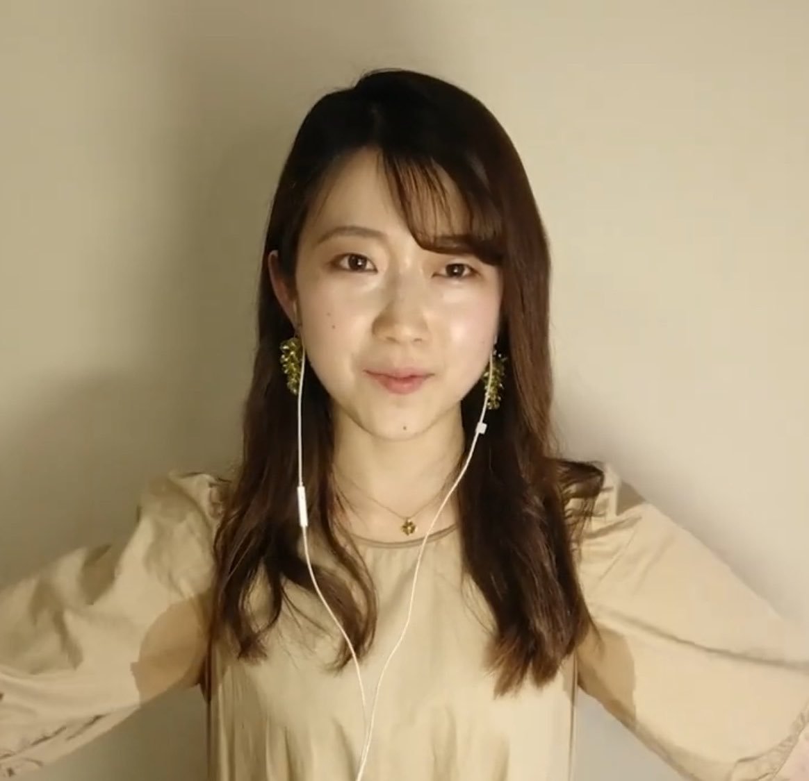 davidstephania2's tweet photo. 東大女子さんの脇汗がたまらん💦 https://t.co/uFmMLzXfEO