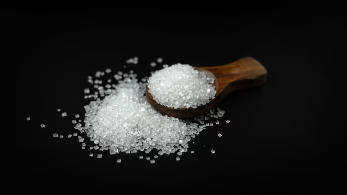 IndiaToday's tweet photo. Maharashtra sugar output likely to dip amid drought; ethanol production may drop 30%

Maharashtra’s sugar production is expected to fall by nearly 10 lakh metric tonnes this season as irregular rainfall and drought-like conditions affect sugarcane output. Ethanol production is also projected to decline by around 30%, adding to the challenges faced by the state’s sugar industry.
More details: https://t.co/EywUh30xzb
#Maharashtra #Sugar #Ethanol | @OmkarAsks