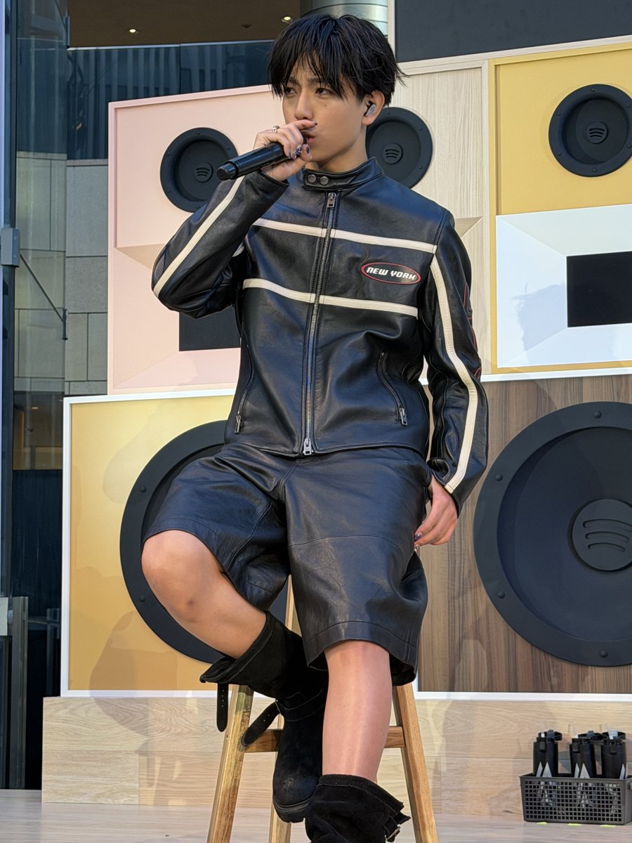 realsoundjp's tweet photo. @Coach @SpotifyJP 𝐂𝐎𝐀𝐂𝐇 × 𝐒𝐩𝐨𝐭𝐢𝐟𝐲「𝐓𝐀𝐁𝐁𝐘 𝐓𝐎𝐔𝐑」
━━━━━━━━━━━━━━━━

📷 STARGLOW Live Performance💫

#STARGLOW #CoachxSpotify https://t.co/sXMAT3yOib