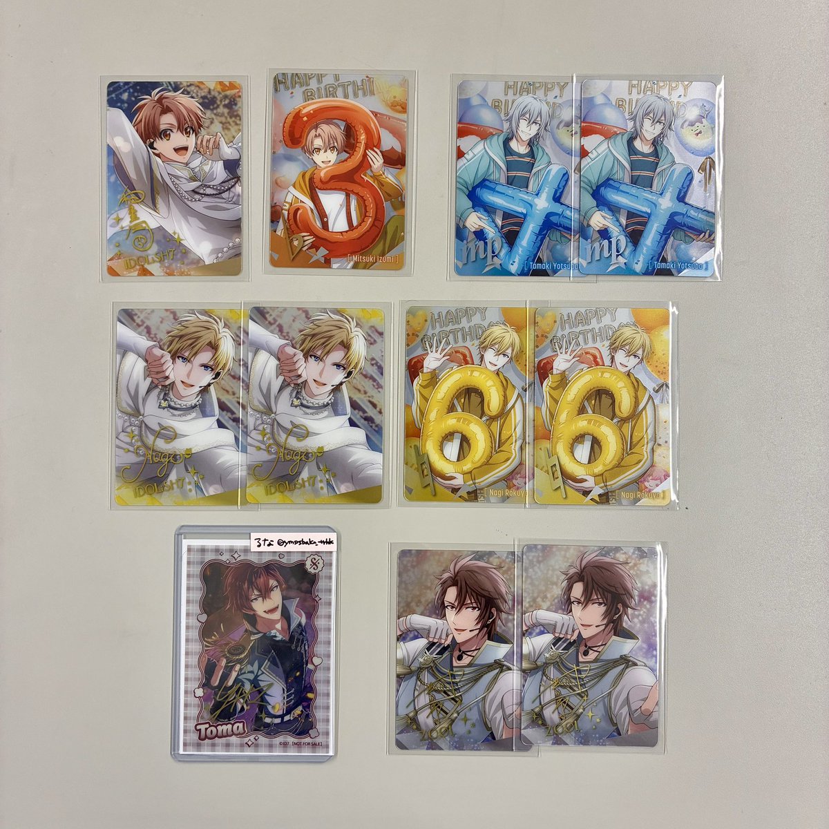ymsrsbaka_trhk's tweet photo. 【交換】アイナナ メタカ メタルカード 27

●譲
三月 環 ナギ 虎於 過去弾(ウエハース含む)

●求
同異種 トウマ 悠(友人分) 100円/枚

＊異種について
トウマは基本なんでも◎
悠も基本なんでもですが都度友人に確認します🙇‍♀️

＊郵送

お気軽にお声掛けください🙇‍♀️

#るな取引1129 https://t.co/6XlNbhWpLg